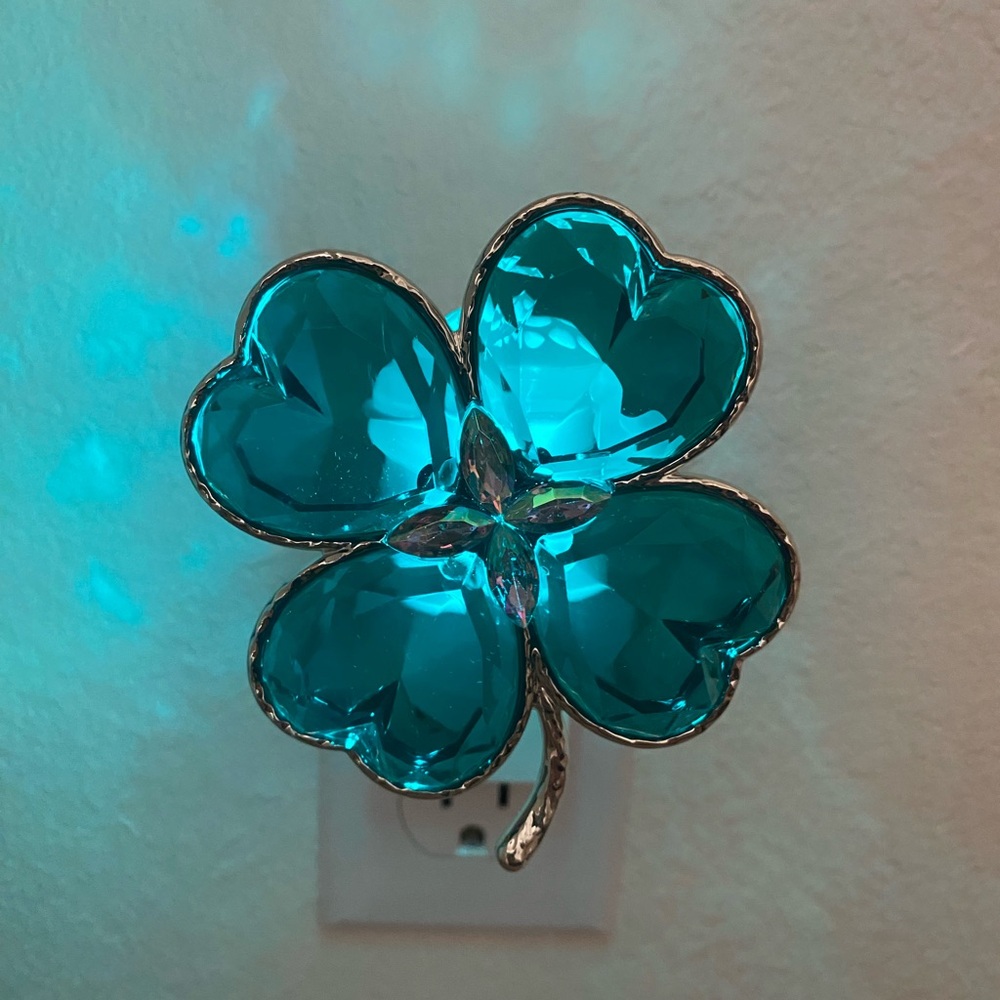 Bath and Body Works Four Leaf Clover Plug in